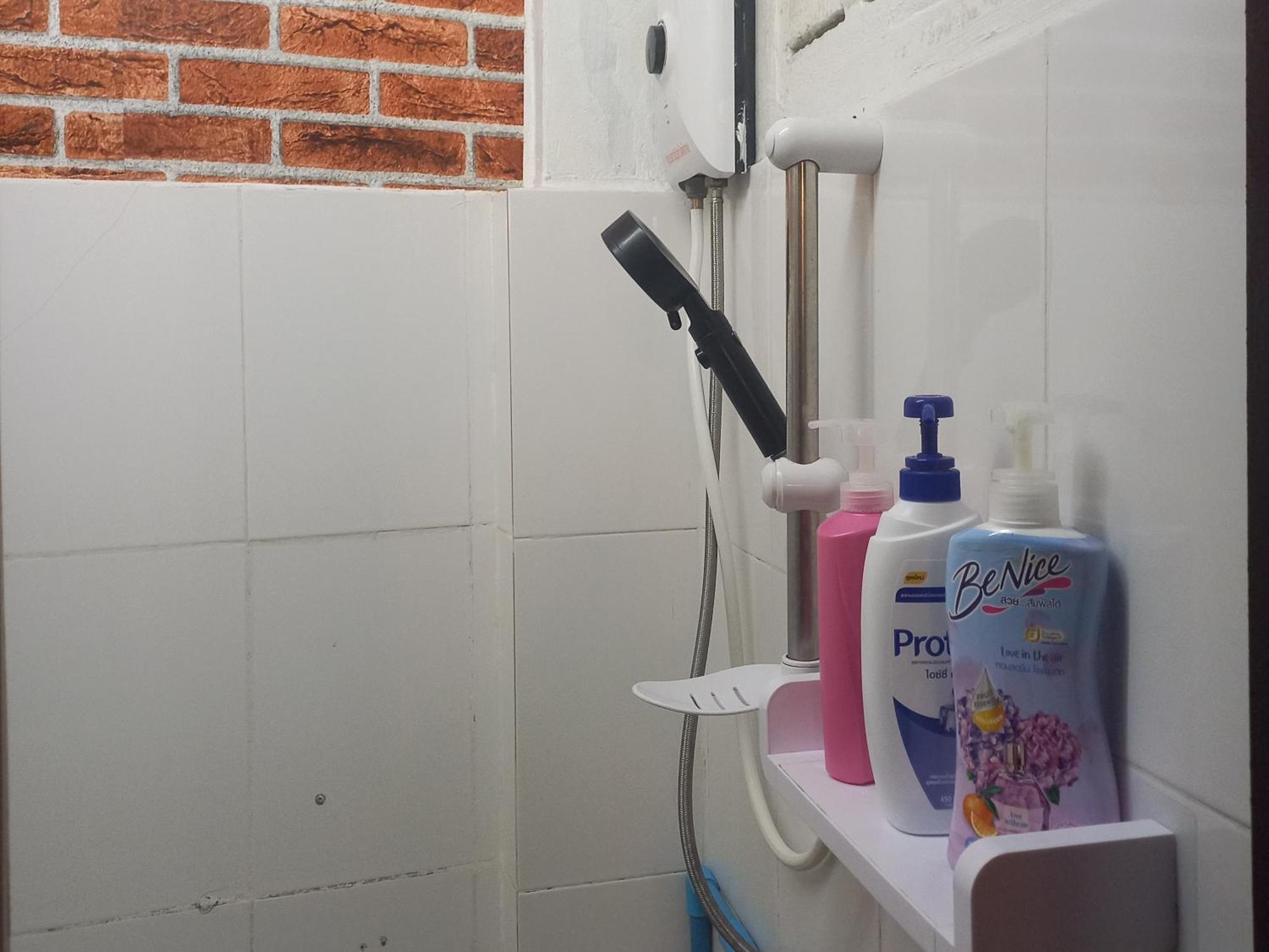Happy Hostel بانكوك الغرفة الصورة